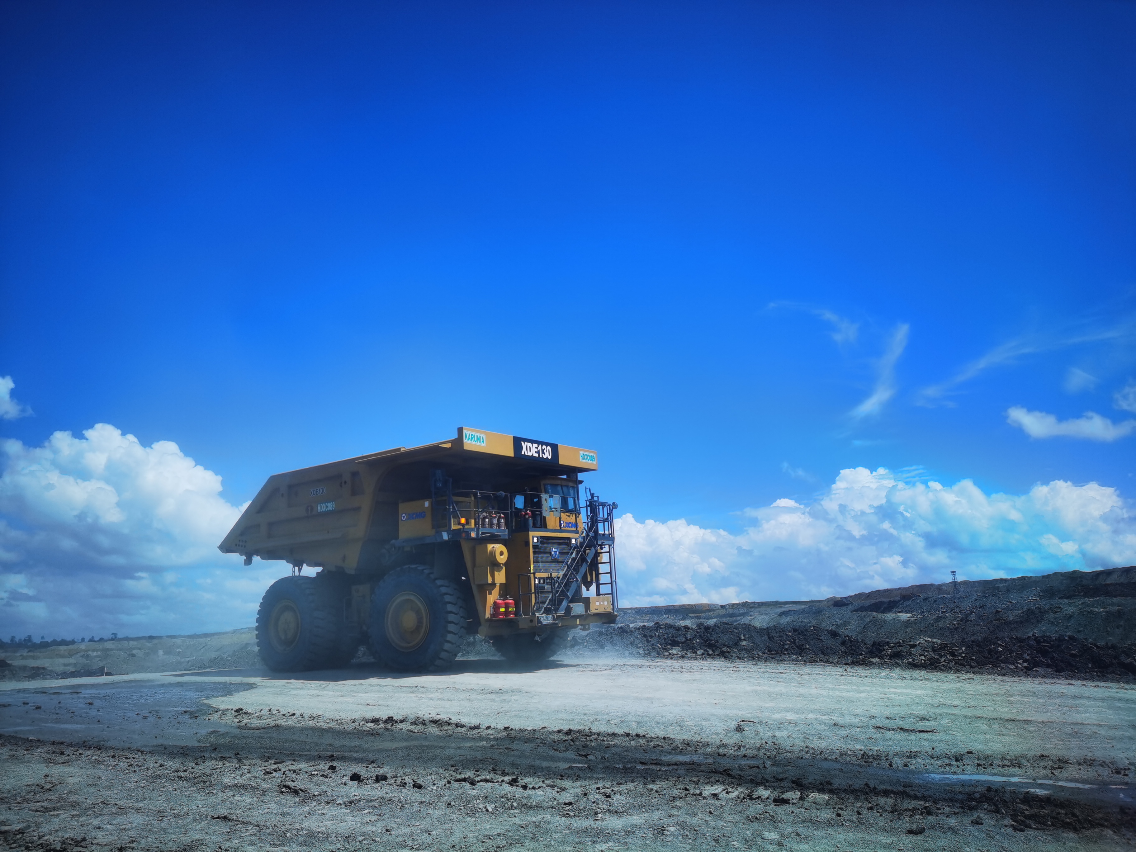 礦業(yè)報國，效率傳奇！徐工礦山機械100臺+扎根高原