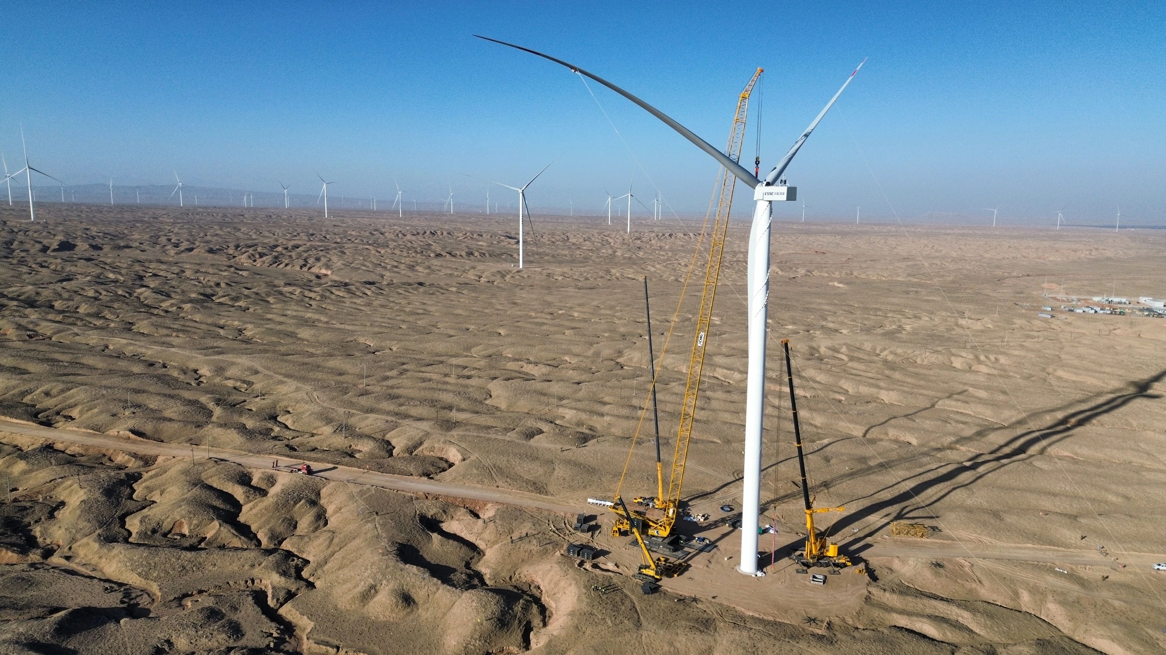 零誤差！XLC18000M助力10萬千瓦風力發(fā)電項目首臺風機成功吊裝