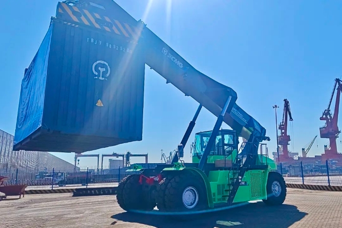 捷報不斷！徐工港機多區(qū)域定制化交付助力首季“開門紅”