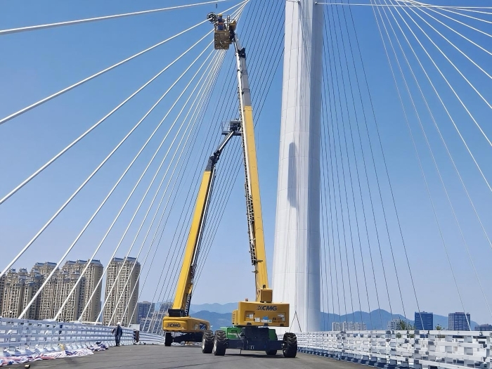 穩(wěn)如磐石！XGS70K毫米級守護博士大橋“生命線”！