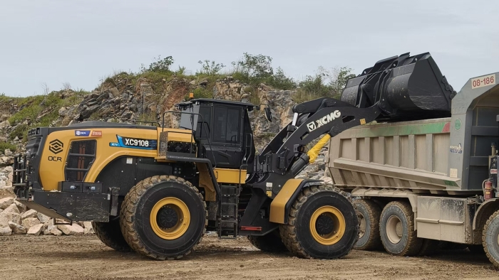 徐工XC9108-EV純電動(dòng)裝載機(jī)助力海外石材礦山綠色高效運(yùn)營