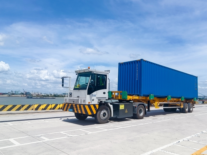 廣州港甄選！去看港口“特種兵”徐工純電牽引車