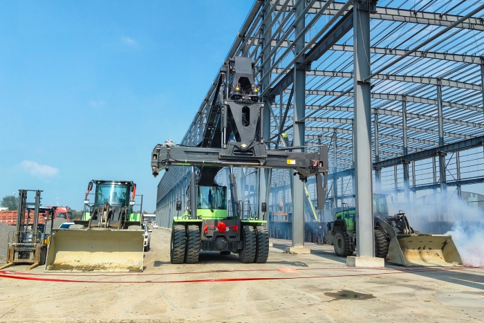 協(xié)同致勝，徐工“綠色艦隊”開啟多元物流新篇章