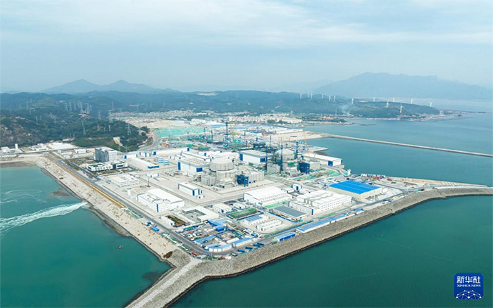 徐工塔機(jī)換新裝，孔雀藍(lán)助建核電項(xiàng)目