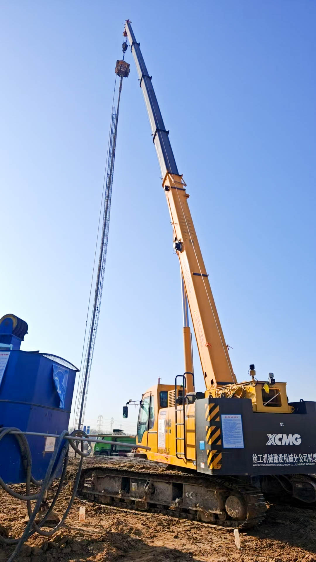 聽說工地來了個“巨能扛”？這波操作穩(wěn)了！XGTC30L5吊裝鋼筋籠現(xiàn)場紀(jì)實(shí)