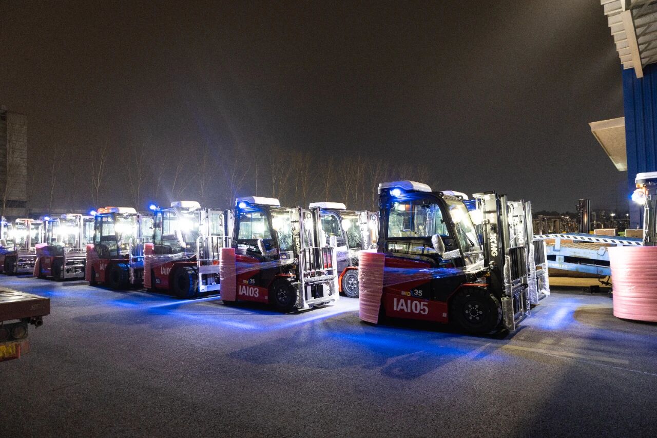 徐工高端定制叉車，場景化方案精準適配印尼