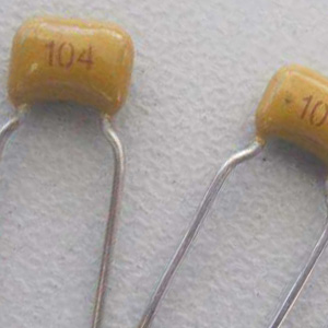 深圳三星貼片電容代理商:獨(dú)石電容和電解電容有什么區(qū)別 深圳三星貼片電容代理商:獨(dú)石電容和電解電容有什么區(qū)別